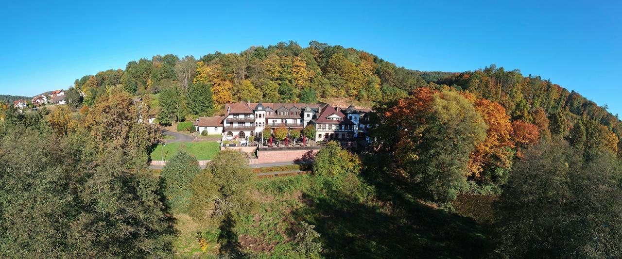 Naturhotel Ruegers Forstgut Mespelbrunn Esterno foto